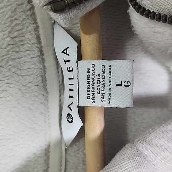 Athleta Cozy Karma Asym pullover size L - Picture 2 of 4